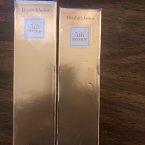 Elizabeth Arden 5th avenue perfume